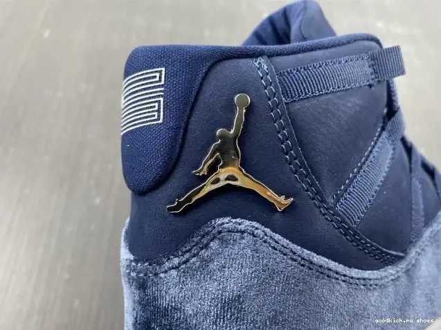 Velvet Air Navy Midnight 11 AR0715-441 WMNS Jordan 0406